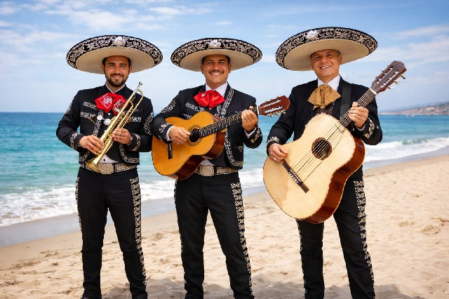 Grupo mariachi completo